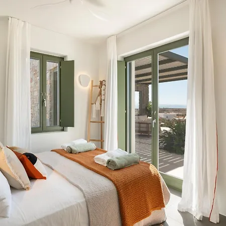 Ampelas 4br Villa, Private Pool, To Ktima Paros ヴィラ ナウサ