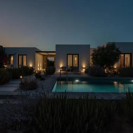 Ampelas 4br Villa, Private Pool, To Ktima Paros ヴィラ