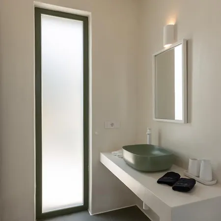 Ampelas 4br Villa, Private Pool, To Ktima Paros * ナウサ